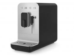 Smeg Kompakte Kaffeevollautomat mit Dampffunktion Schwarz BCC02BLMEU